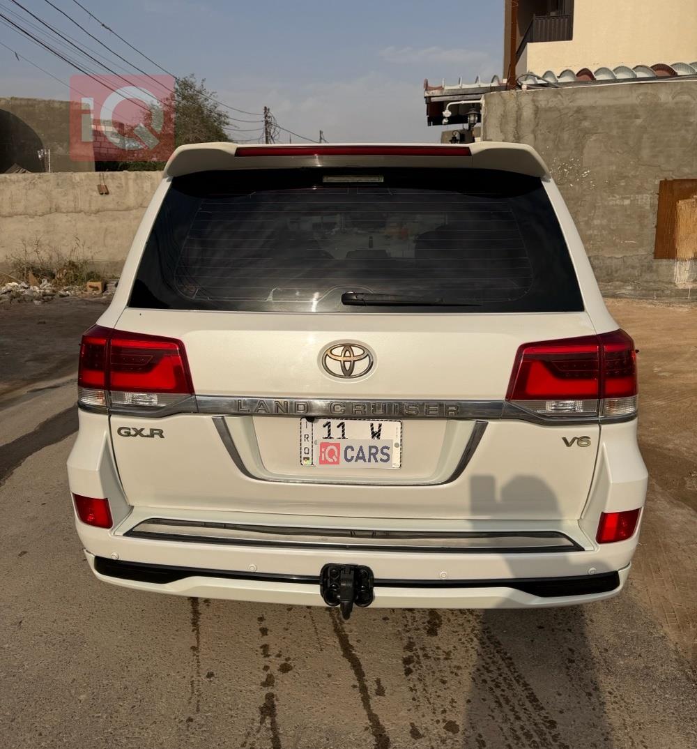 تويوتا لاندكروزر